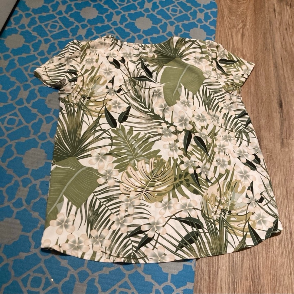 blouse - Picture 2 of 2